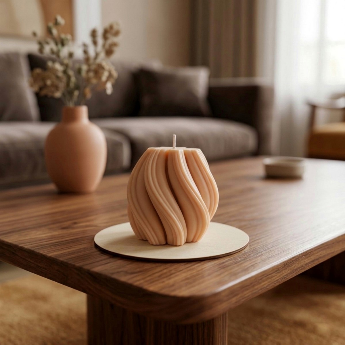 TWC001be-TWIST-SPHERE-TABLE-CANDLES-ROOM